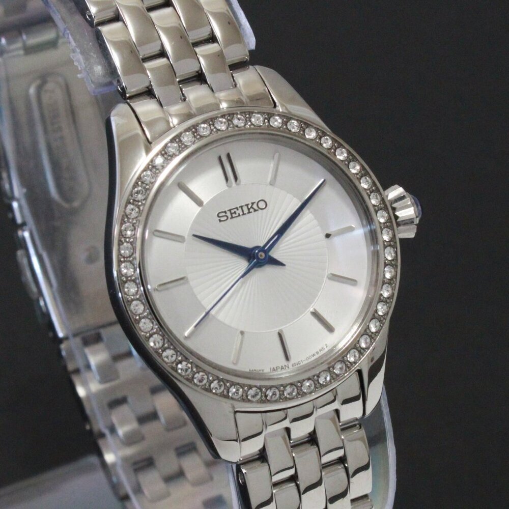 Ladies Seiko Essentials Crystal Studded Bezel Textured Dial 26mm - Picture 5 of 13